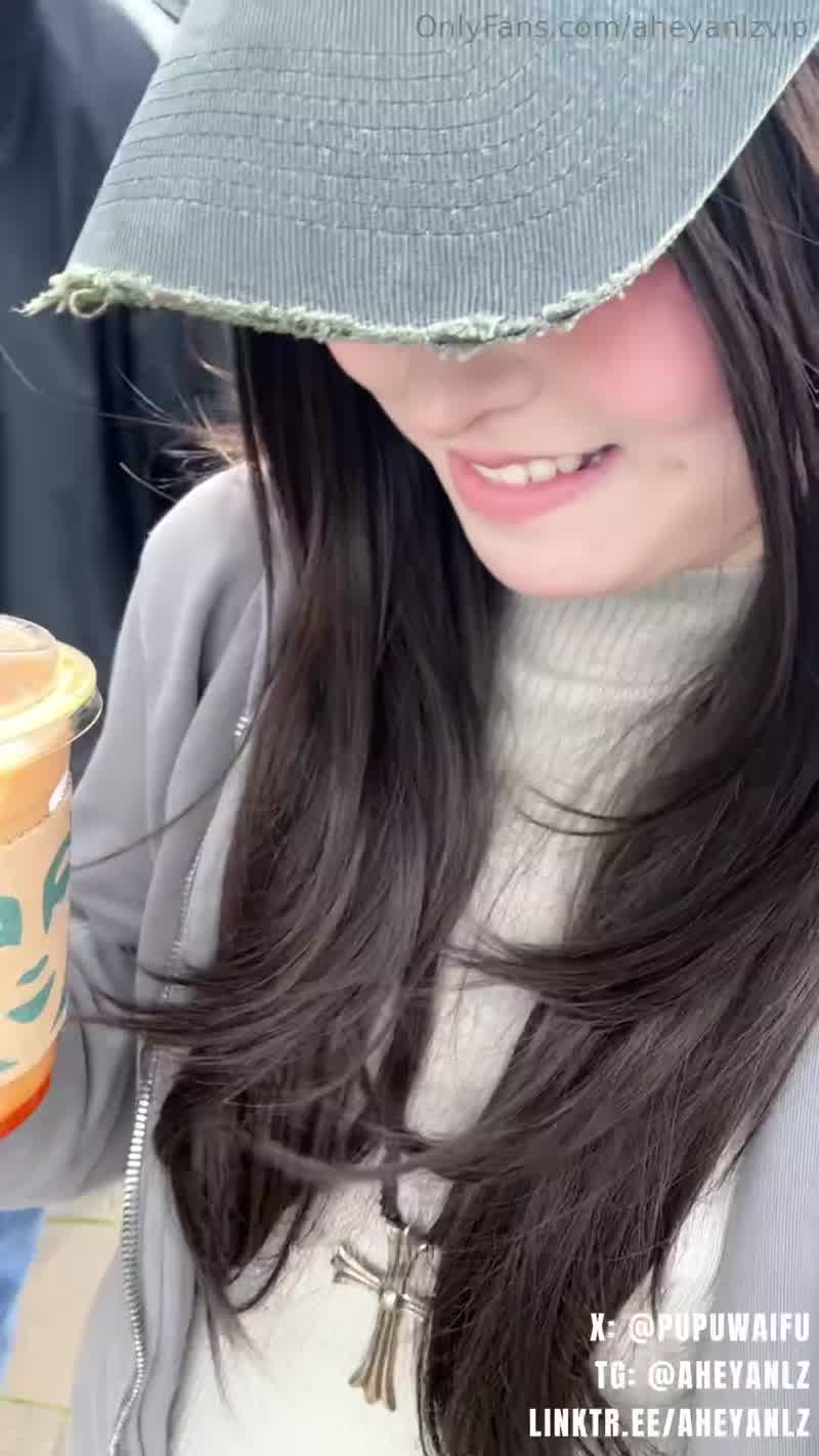 X - waifupupu ไปเดทที่ชายหาดกับแขกผู้ชายคนเดิมจากครั้งที่แล้ว.mp4