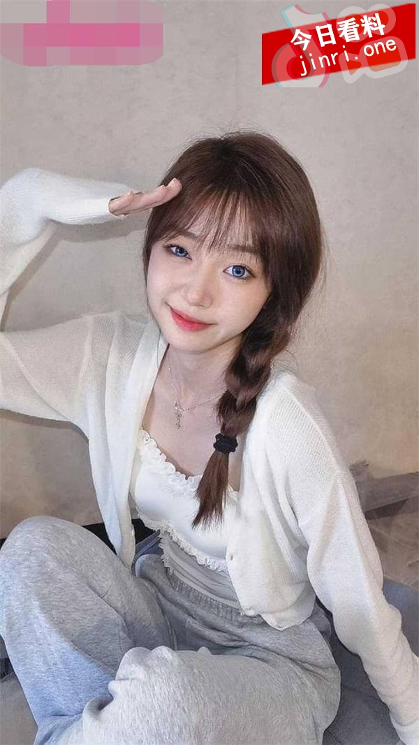 19岁大一新生【林慧婷】与男友自拍口嗨激情视频外流！