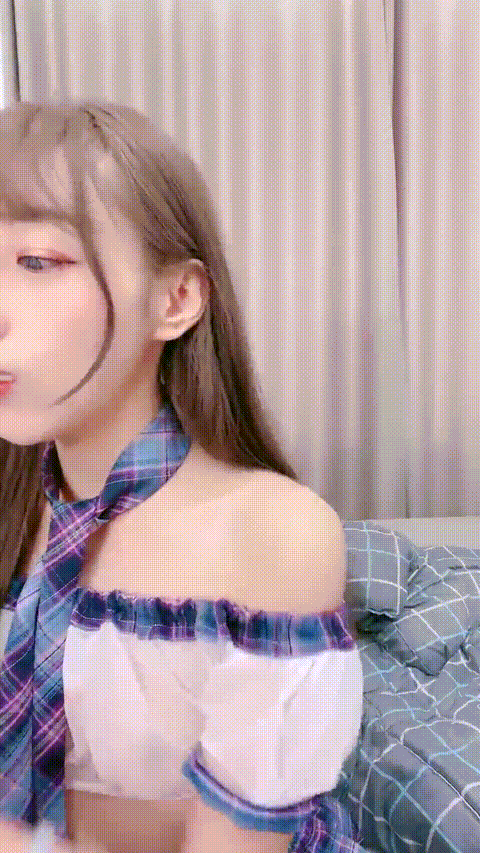 screenshot 4 12